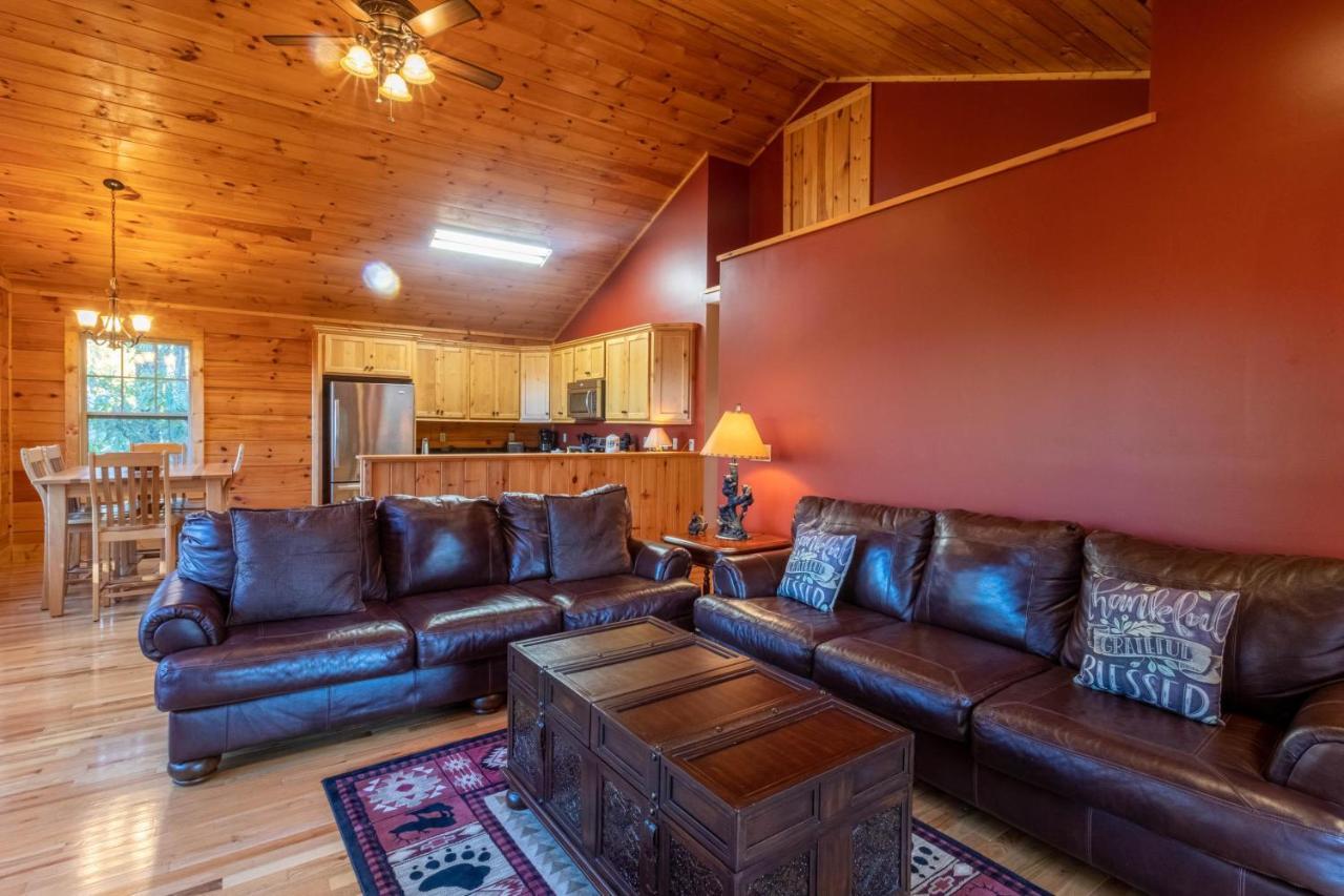Firefly Cabin بانير إلك المظهر الخارجي الصورة
