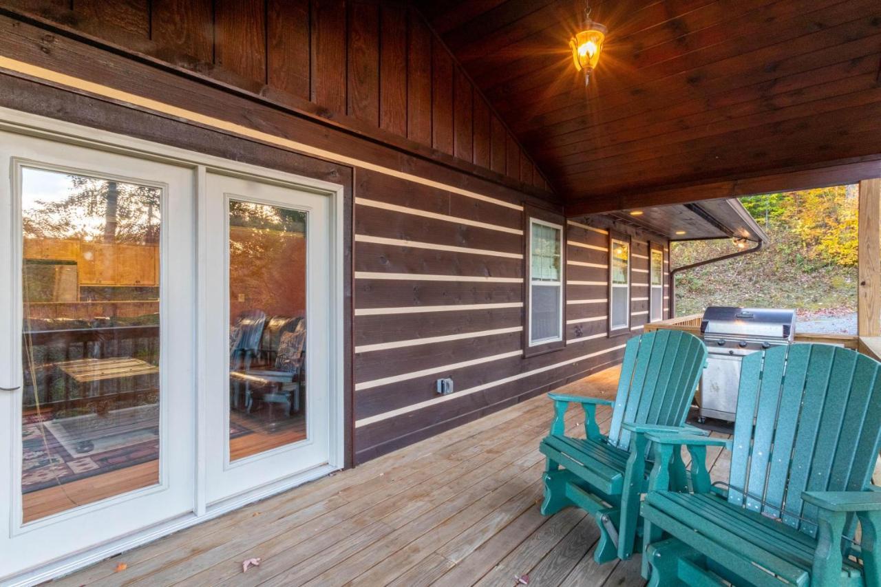 Firefly Cabin بانير إلك المظهر الخارجي الصورة