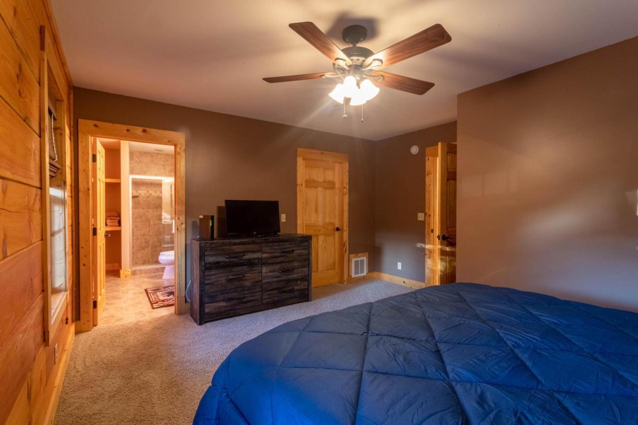 Firefly Cabin بانير إلك المظهر الخارجي الصورة